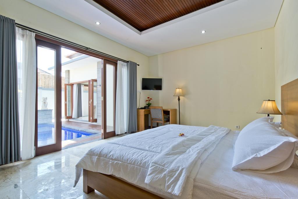 Seminyak Villa Стая снимка